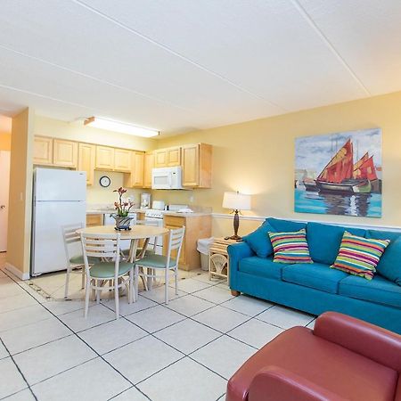 Seven Seas Resort - Daytona Beach 德通纳海滩海岸 外观 照片