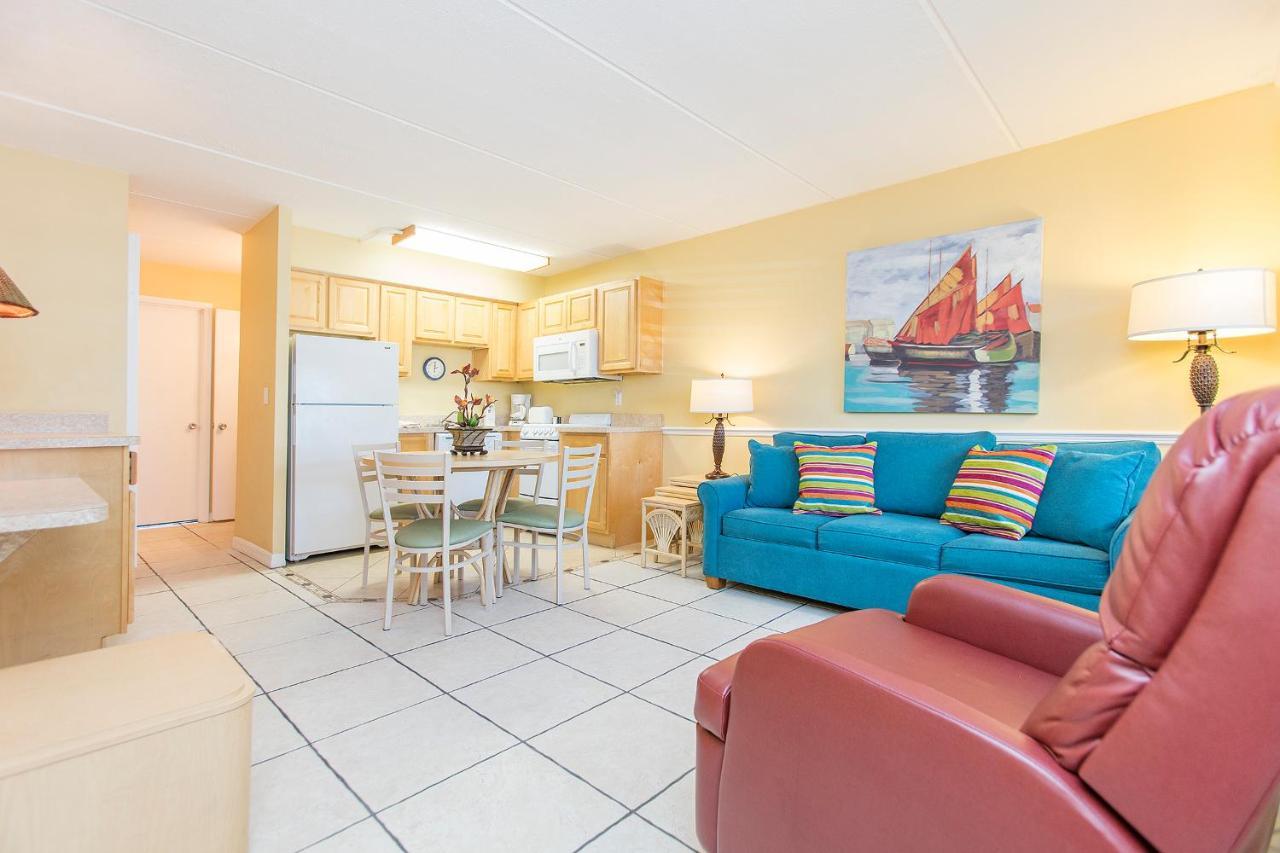 Seven Seas Resort - Daytona Beach 德通纳海滩海岸 外观 照片