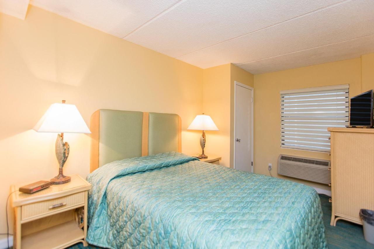 Seven Seas Resort - Daytona Beach 德通纳海滩海岸 外观 照片